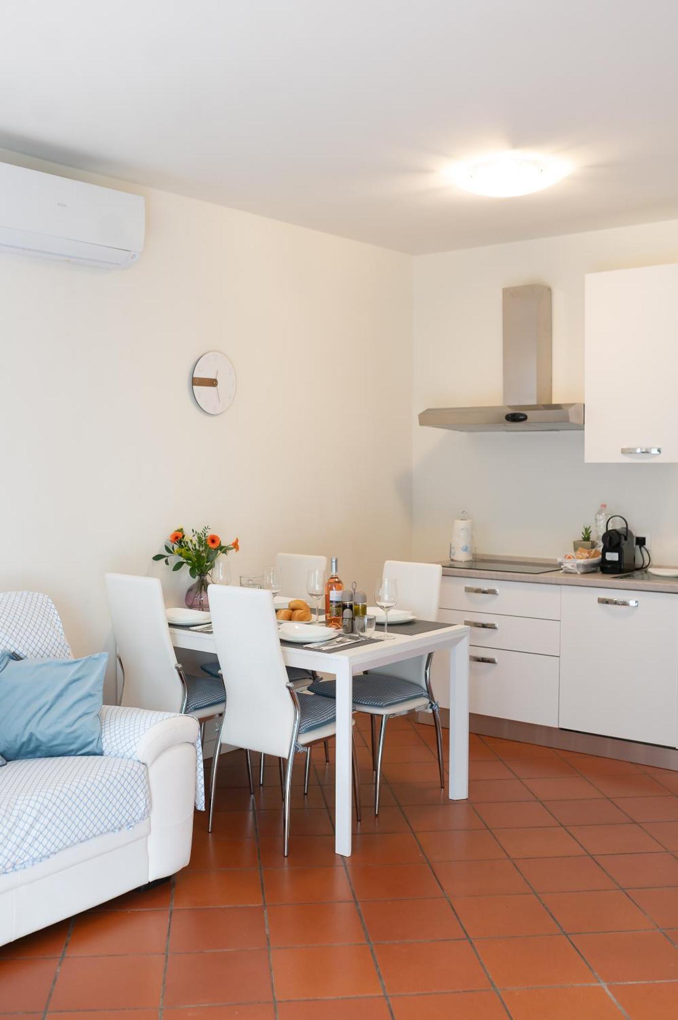 Canevon Suite Apartment バルドリーノ エクステリア 写真