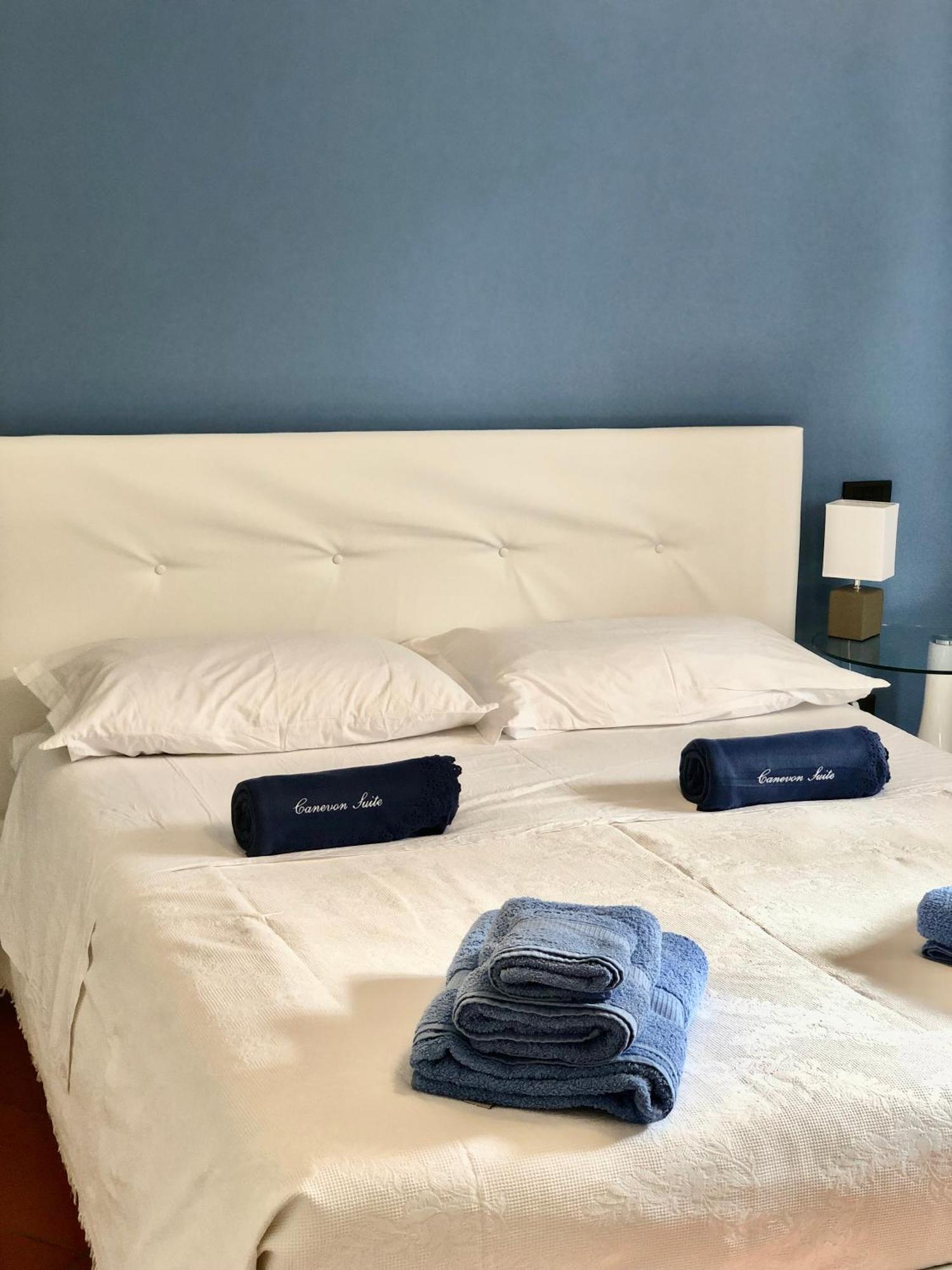 Canevon Suite Apartment バルドリーノ エクステリア 写真