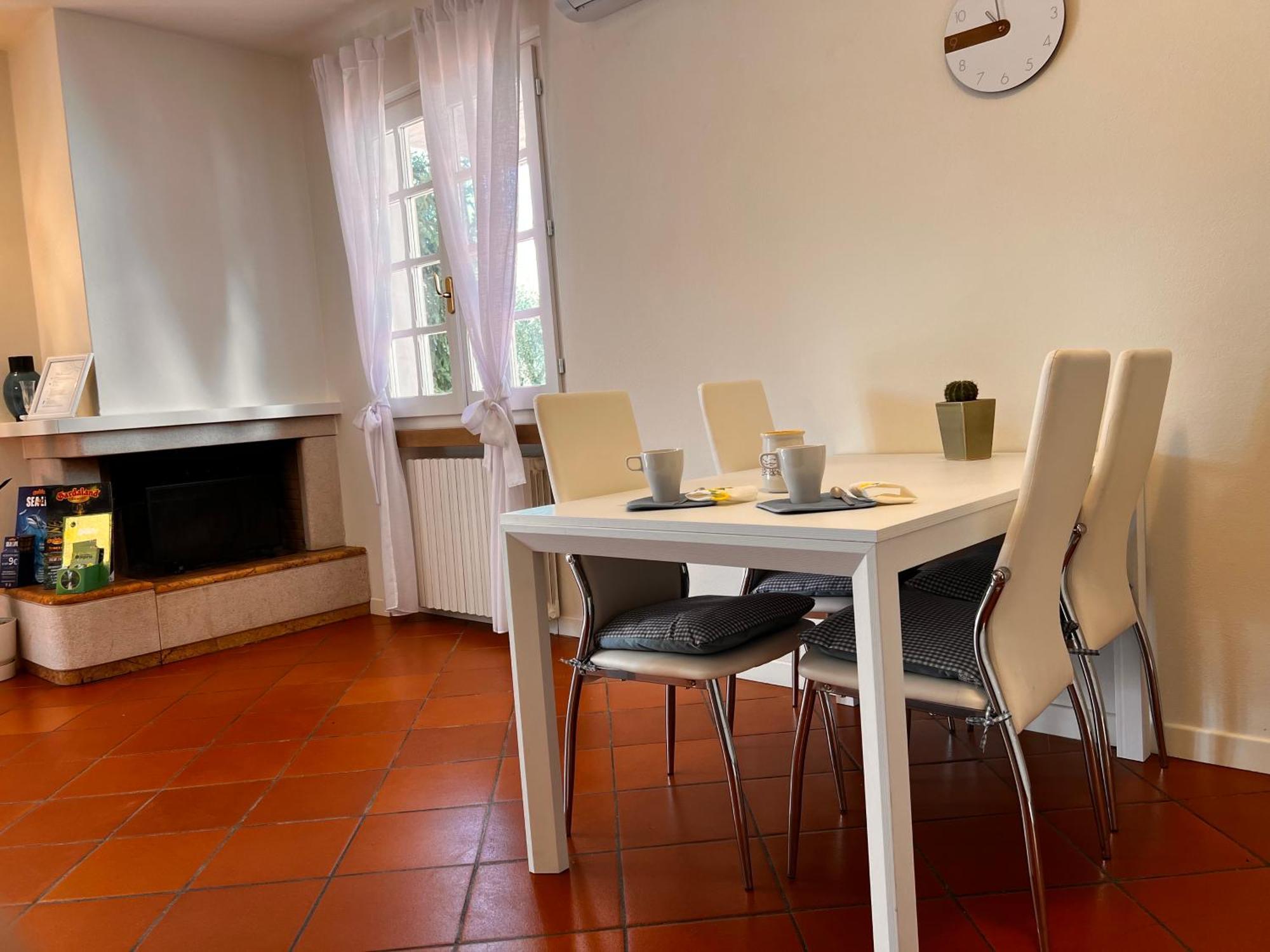 Canevon Suite Apartment バルドリーノ エクステリア 写真